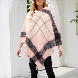 NWT Women's Boutique Light Weight Pink Plaid Poncho Scarf